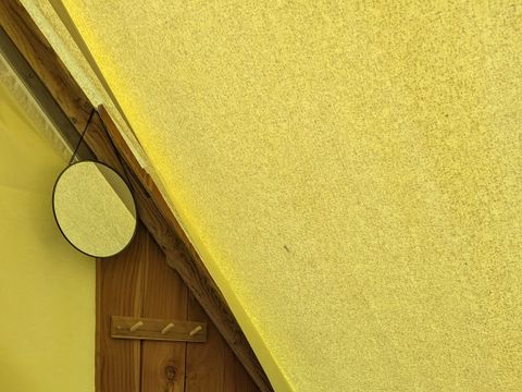 Tente en toile et en bois 2 personnes - Tente TIPIC aménagée avec 2 lits