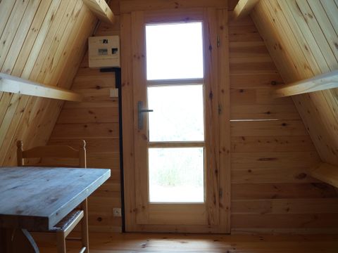 Insolite 3 personnes - CHALET TRAPPEUR CHEVREUIL 15 m²