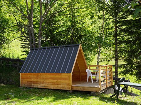 HÉBERGEMENT INSOLITE 3 personnes - CHALET TRAPPEUR CHEVREUIL 15 m²