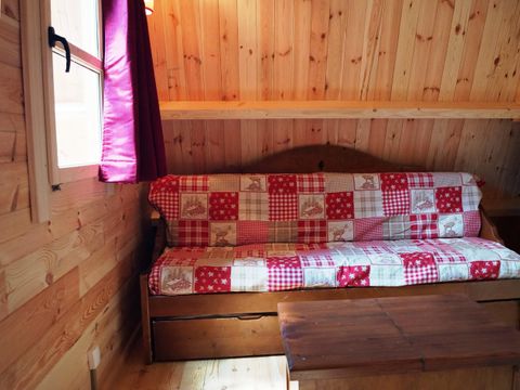 HÉBERGEMENT INSOLITE 2 personnes - CHALET TIPI EDELWEISS 20 m²