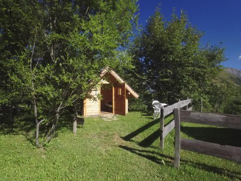 Hébergement 2 personnes - Hutte MARMOTTE - Pas de cuisine, pas de sanitaires (ni WC, ni salle de bain)