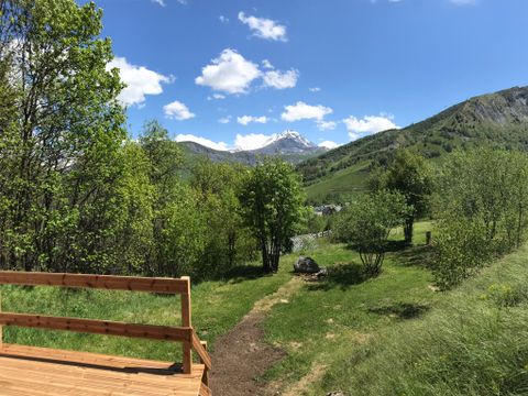 TENTE 4 personnes - Yourte RENARD - Pas de cuisine, pas de sanitaires (ni WC, ni salle de bain)