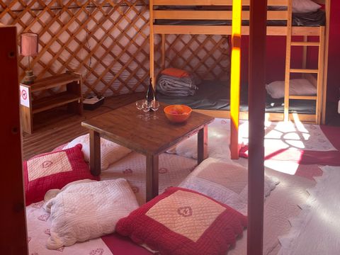 TENTE 8 personnes - Yourte LOUP - pas de cuisine