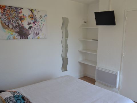 CHAMBRE 3 personnes - Motel plein pied sans cuisine