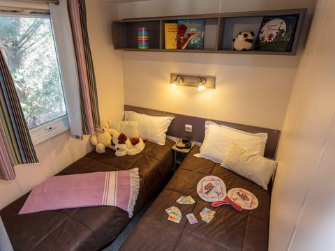 MOBILHOME 6 personnes - Comfort XL | 2 Ch. | 4/6 Pers. | Terrasse surélevée | Clim.