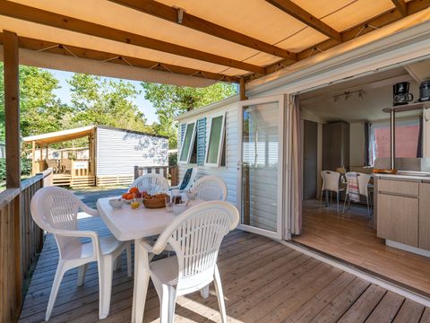 MOBILHOME 6 personnes - Comfort XL | 2 Ch. | 4/6 Pers. | Terrasse surélevée | Clim.