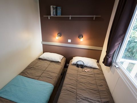 MOBILHOME 6 personnes - Mobil-home | Premium Azure | 3 Ch. | 6 Pers. | Terrasse surélevée | Clim.