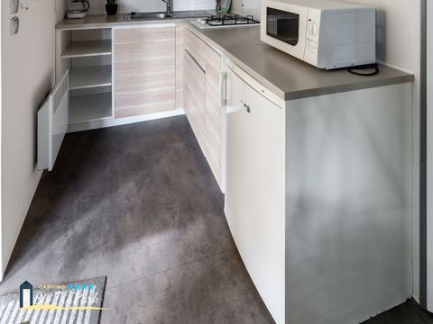 MOBILHOME 2 personnes - Mobil-home Confort 18,60 m² (1 chambre) + terrasse bois semi-couverte