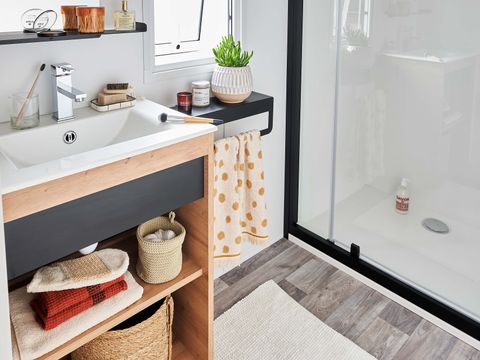 MOBILHOME 4 personnes - Mobil-home Premium 31m² (2 chambres) + Lave Vaisselle + terrasse semi-couverte 15m²