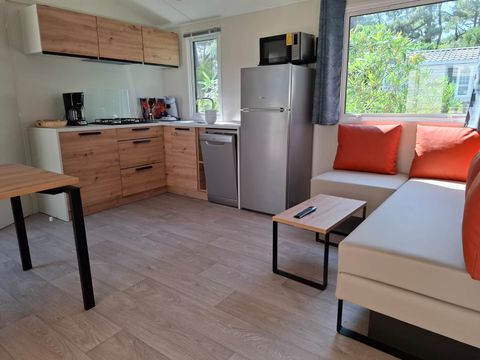 MOBILHOME 4 personnes - Mobil-home Premium 32m² (2 chambres - 2 sdb) + Lave Vaisselle + terrasse semi-couverte 15m²