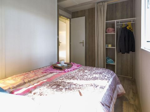 CHALET 4 personnes - Chalet Confort 26.5m² (2 chambres) + terrasse couverte + TV