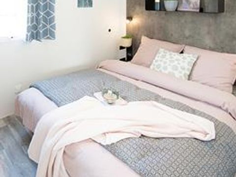 MOBILHOME 6 personnes - Mobil-home Premium 33m² (3 chambres) + Lave Vaisselle + Lit 160 + Terrasse semi-couverte 15m²