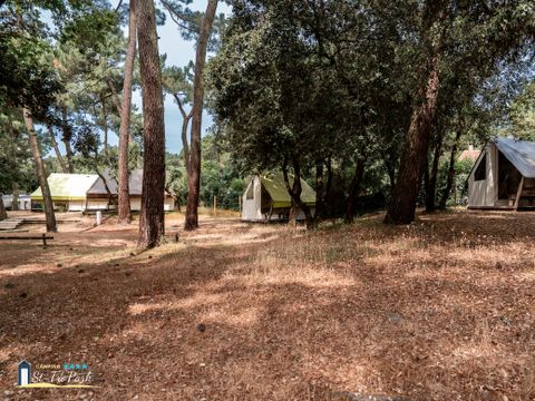 LODGE 4 personnes - Tente Écolodge Confort 17m² (2 chambres) - sans sanitaires