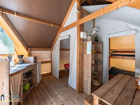 LODGE 4 personnes - Tente Écolodge Confort 17m² (2 chambres) - sans sanitaires