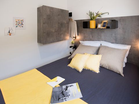 MOBILHOME 2 personnes - Mobil-home Premium 19m² (1 chambre) + Lave-vaisselle + Terrasse semi-couverte 11m²