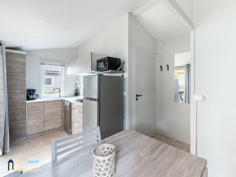 MOBILHOME 2 personnes - Mobil-home Premium 19m² (1 chambre) + Lave-vaisselle + Terrasse semi-couverte 11m²
