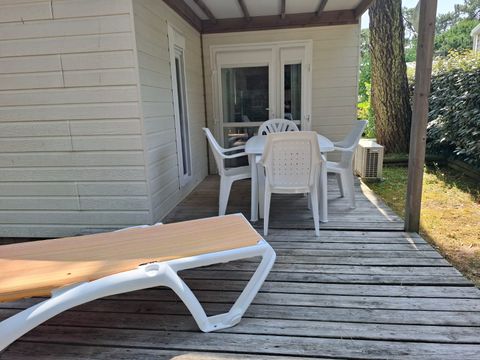 CHALET 6 personnes - Chalet Premium 34m² (3 chambres) + Climatisation + Lave-vaisselle + Terrasse couverte