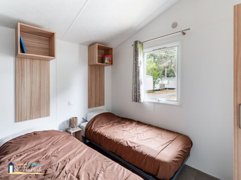 MOBILHOME 4 personnes - Mobil-home Confort 27.5m² (2 chambres) + terrasse bois semi-couverte 11m²