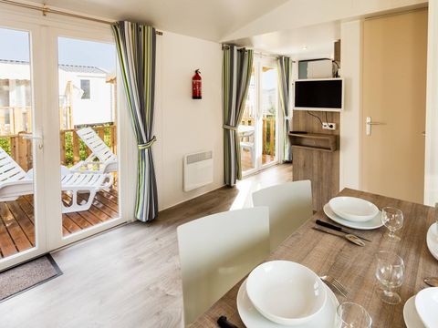 Mobilhome 6 personnes - Comfort | 3 Ch. | 6 Pers. | Terrasse surélevée | Clim. | TV