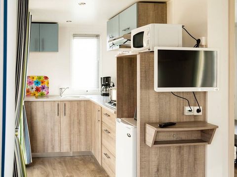 MOBILHOME 6 personnes - Comfort | 2 Ch. | 4/6 Pers. | Terrasse surélevée | Clim. | TV