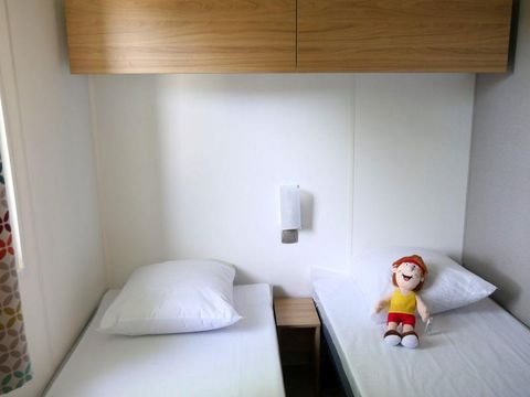 MOBILHOME 8 personnes - Baltique - 3 chambres + banquette convertible