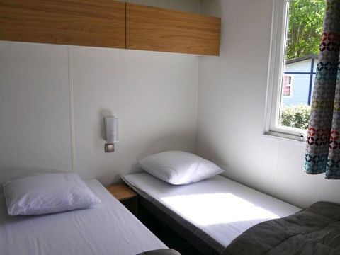 MOBILHOME 8 personnes - Baltique - 3 chambres + banquette convertible