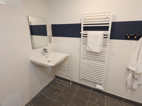 GÎTE 6 personnes - Roches et Vallées PMR 50 m²