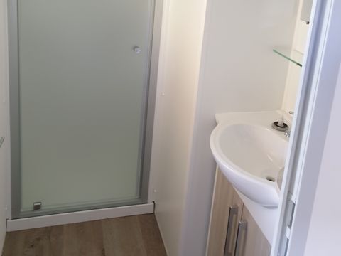 MOBILHOME 7 personnes - Cottage Confort 29 m² . Lave vaisselle + TV 5/7 pers