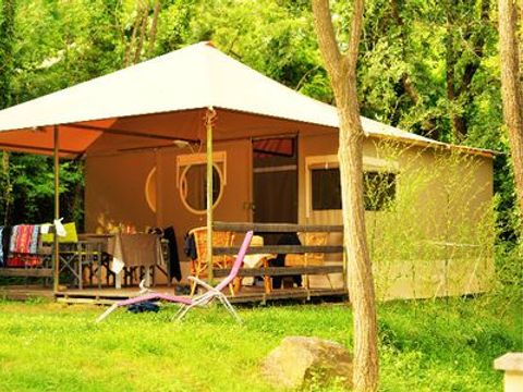 Tente en toile et en bois 5 personnes - Grand lodge 25m² (2 chambres) 5 pers