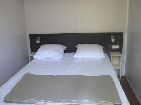 MOBILHOME 6 personnes - Mobil-home 4/6 places 26m² .TV 6 pers