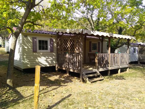 MOBILHOME 8 personnes - Mobil-home 6/8 places, 32m² (3 Chambres). TV 6/8 pers