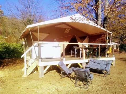 TENTE TOILE ET BOIS 5 personnes - Petit Lodge 20m² (2 chambres) sans sanitaires 5 pers
