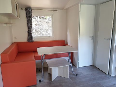 MOBILHOME 7 personnes - 2 Chambres