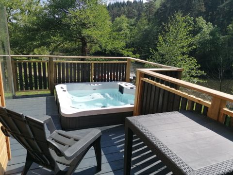 CHALET 10 personnes - Grand Chalet Spa 10 places, Climatisé, télé, 2 salle d'eau, lave vaisselle 10 pers