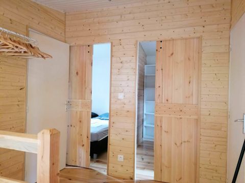 CHALET 5 personnes - Chalet Confort 3 Pièces 5 Personnes Climatisé + TV