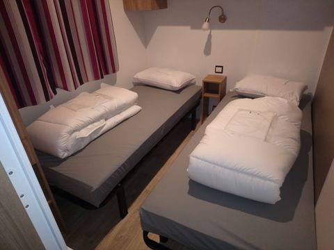 Mobilhome 8 personnes - Mobil-home 3 chambres, 2 salles d'eau, climatisé 8 pers