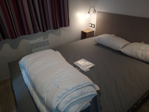 Mobilhome 8 personnes - Mobil-home 3 chambres, 2 salles d'eau, climatisé 8 pers