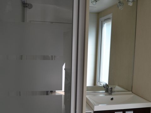 MOBILHOME 5 personnes - Grand Confort 3 Pièces 5 Personnes Climatisé + TV