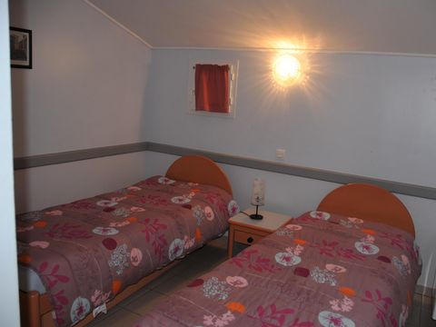 APPARTEMENT 4 personnes - RIEUSSET REZ DE CHAUSSEE TERRASSE TV