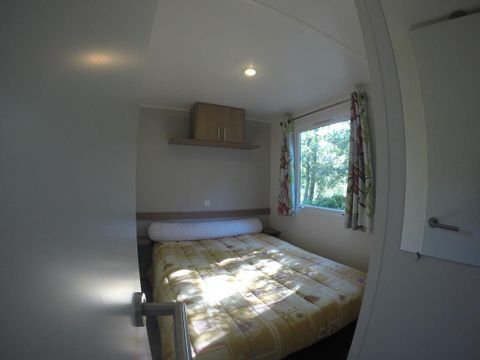 MOBILHOME 6 personnes - 4/6 Confort avec terrasse + Climatisation + TV 40m²