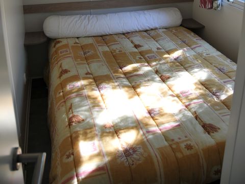 MOBILHOME 4 personnes - 4 personnes avec terrasse + climatisation + TV - 31m²