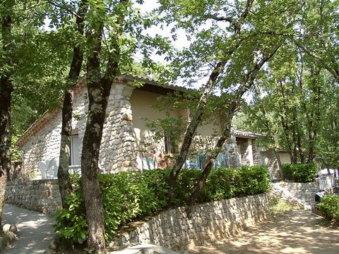 Gîte 6 personnes - Pavillon 6 avec vue - 1 chambre + 1 chambre cabine + terrasse + Climatisation + TV - 40m²