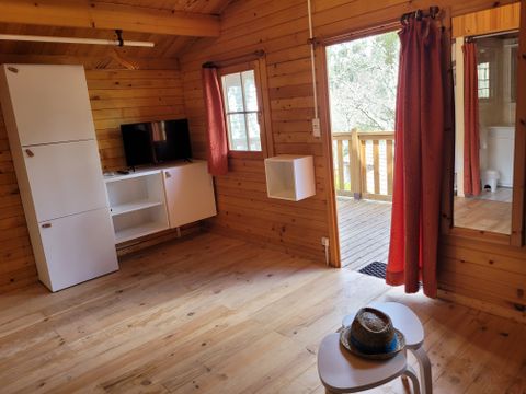 Chalet 2 personnes - Bois avec terrasse + climatisation +TV 20m2