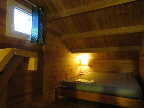 CHALET 6 personnes - MOTEL CALIFORNIA + TV CHALET 6 personnes - MOTEL CALIFORNIA + TV