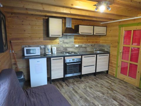 CHALET 6 personnes - MOTEL CALIFORNIA + TV CHALET 6 personnes - MOTEL CALIFORNIA + TV