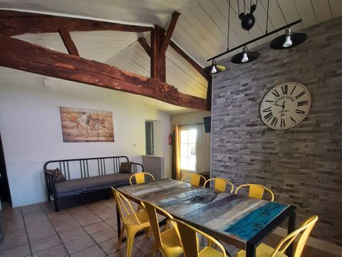 Gîte 6/8 personnes - FAMILIAL - 2 chambres