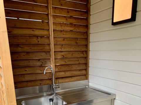 Emplacement - Emplacement PREMIUM / Sanitaire individuel