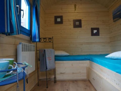 HÉBERGEMENT INSOLITE 2 personnes - La Céramique (pas de sanitaires, pas de douche, pas de cuisine)