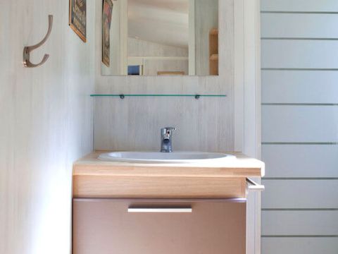 MOBILHOME 4 personnes - Confort Tv+clim 2 MH