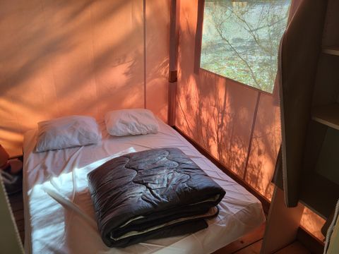 TENTE TOILE ET BOIS 4 personnes - SAHARI - sans sanitaires